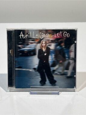 🤯5 for $20🤯 Avril Lavigne “Let Go” CD [Pop Rock]